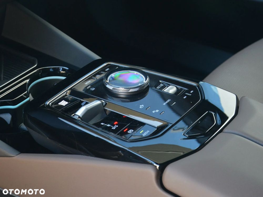 BMW Seria 5 - 10