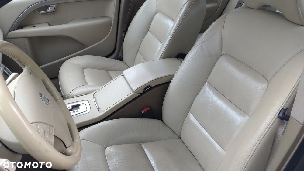 Volvo S80 2.4D Executive - 11