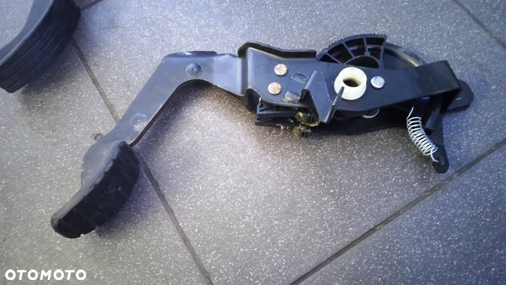 Pedał gazu sprzęgła hamulca czujnik Renault Twingo II - 4