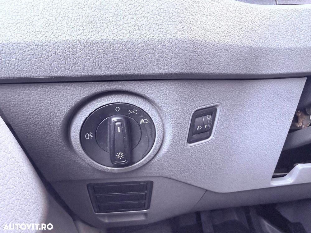 Volkswagen Crafter 3.5 CD Bena L3 FWD 103kW - 23