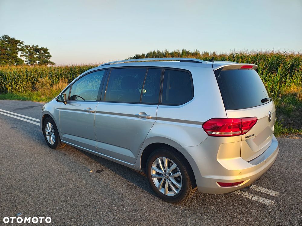Volkswagen Touran - 7
