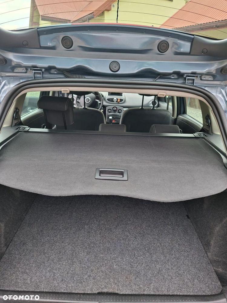 Renault Clio 1.2 16V TCE Dwudziestka - 9