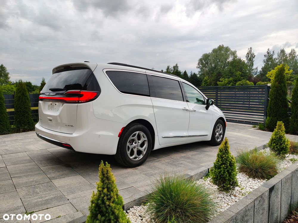 Chrysler Pacifica - 15