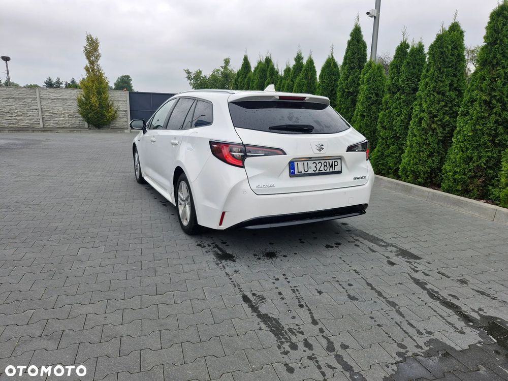 Suzuki Swace 1.8 Hybrid Elegance CVT - 10
