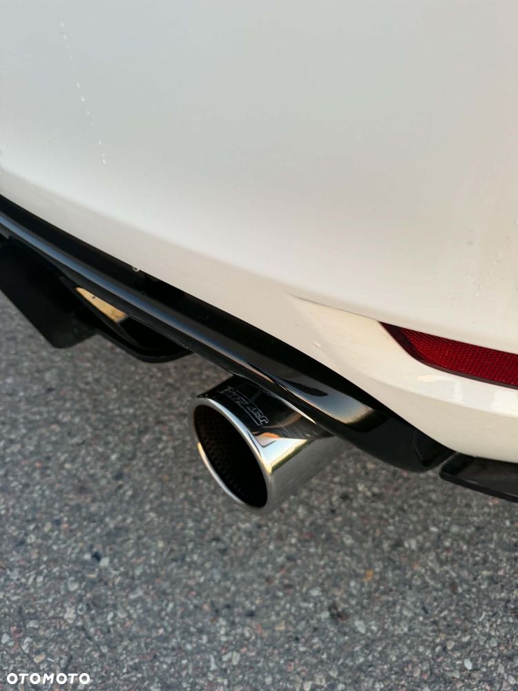 Volkswagen Golf 2.0 TSI GTI - 10