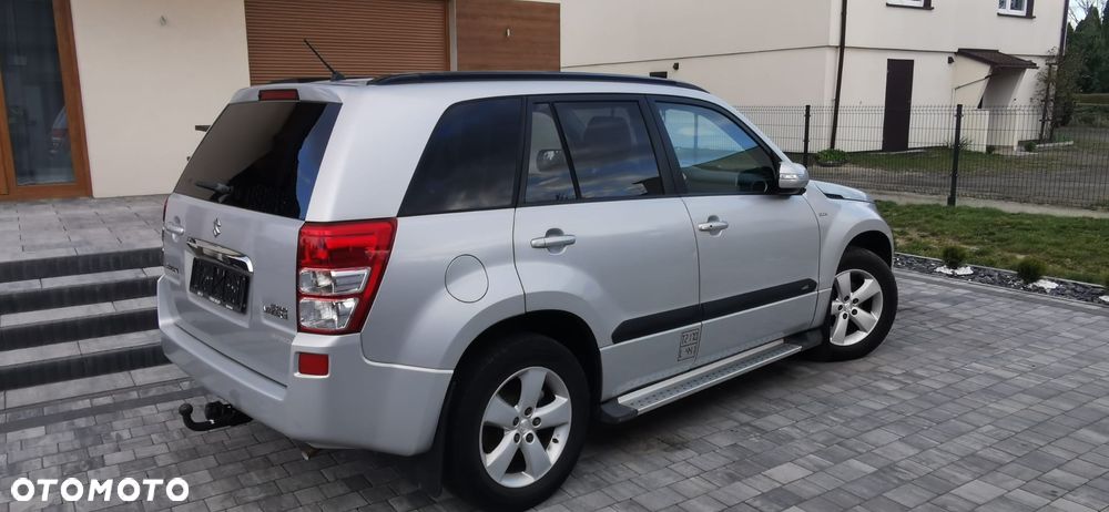 Suzuki Grand Vitara 1.9 DDiS - 4