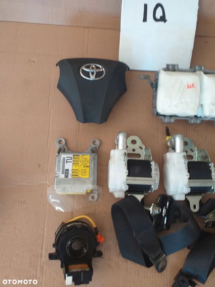 TOYOTA IQ Air bag poduszka pasy kierowcy deska - 2