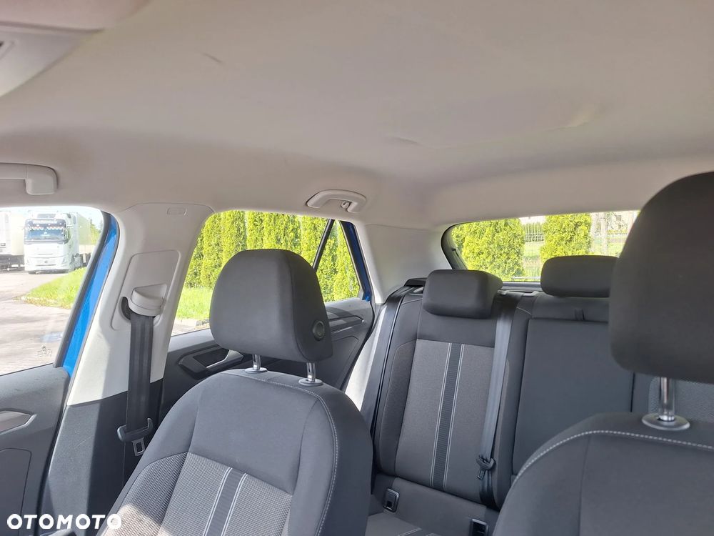 Volkswagen T-Roc - 15