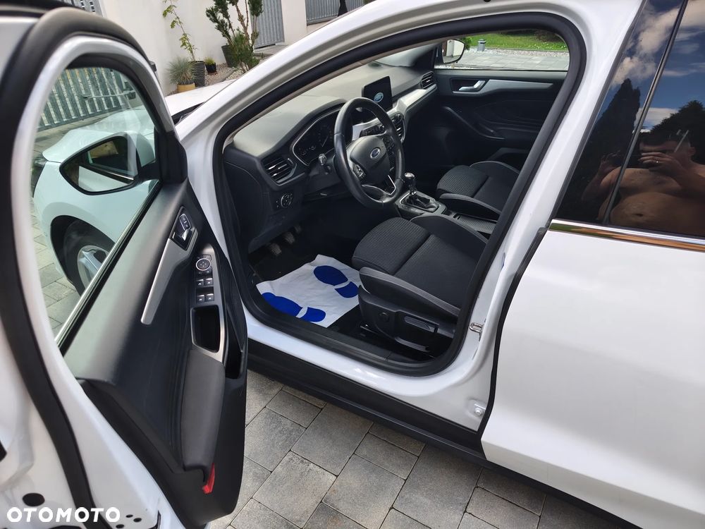 Ford Focus - 18