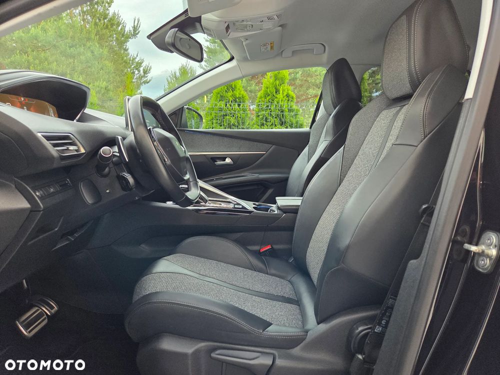 Peugeot 3008 1.5 BlueHDi Allure Pack S&S EAT8 - 31