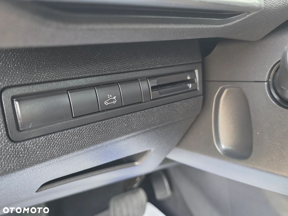 Peugeot 3008 PureTech 180 Stop & Start GPF EAT8 GT - 20