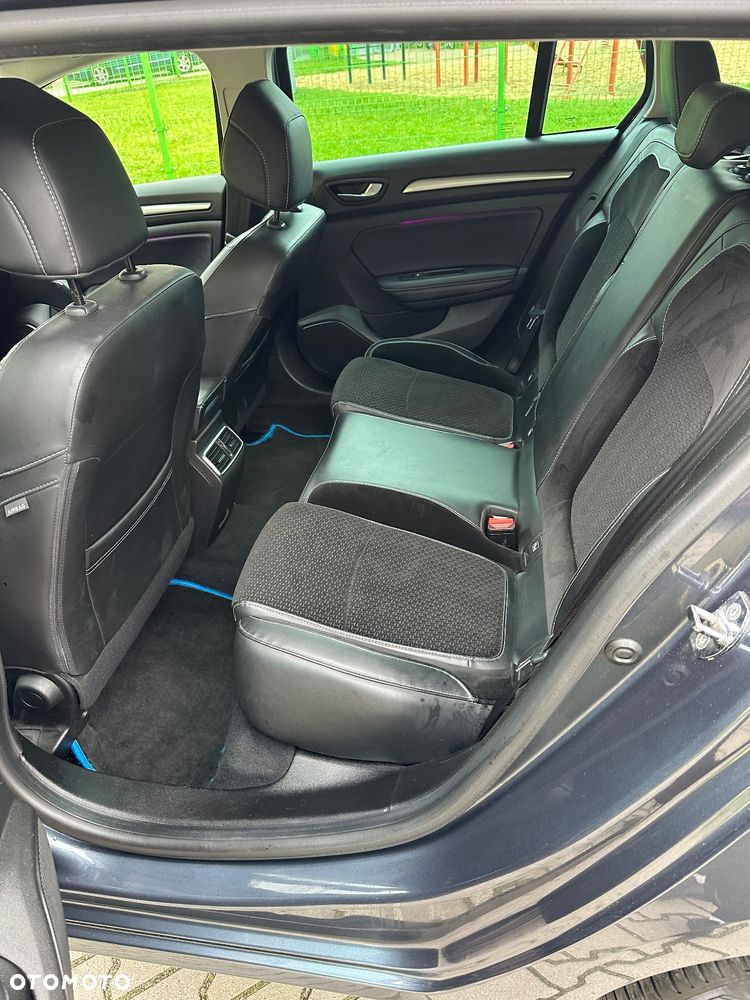 Renault Megane ENERGY dCi 110 EDC LIMITED - 26