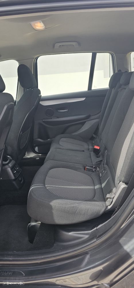 BMW 218 Gran Tourer d Aut. Sport Line - 13