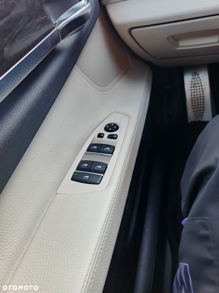 BMW Seria 7 740d xDrive Edition Exclusive - 24