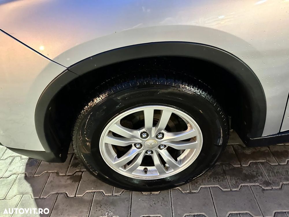 Mitsubishi Outlander - 9