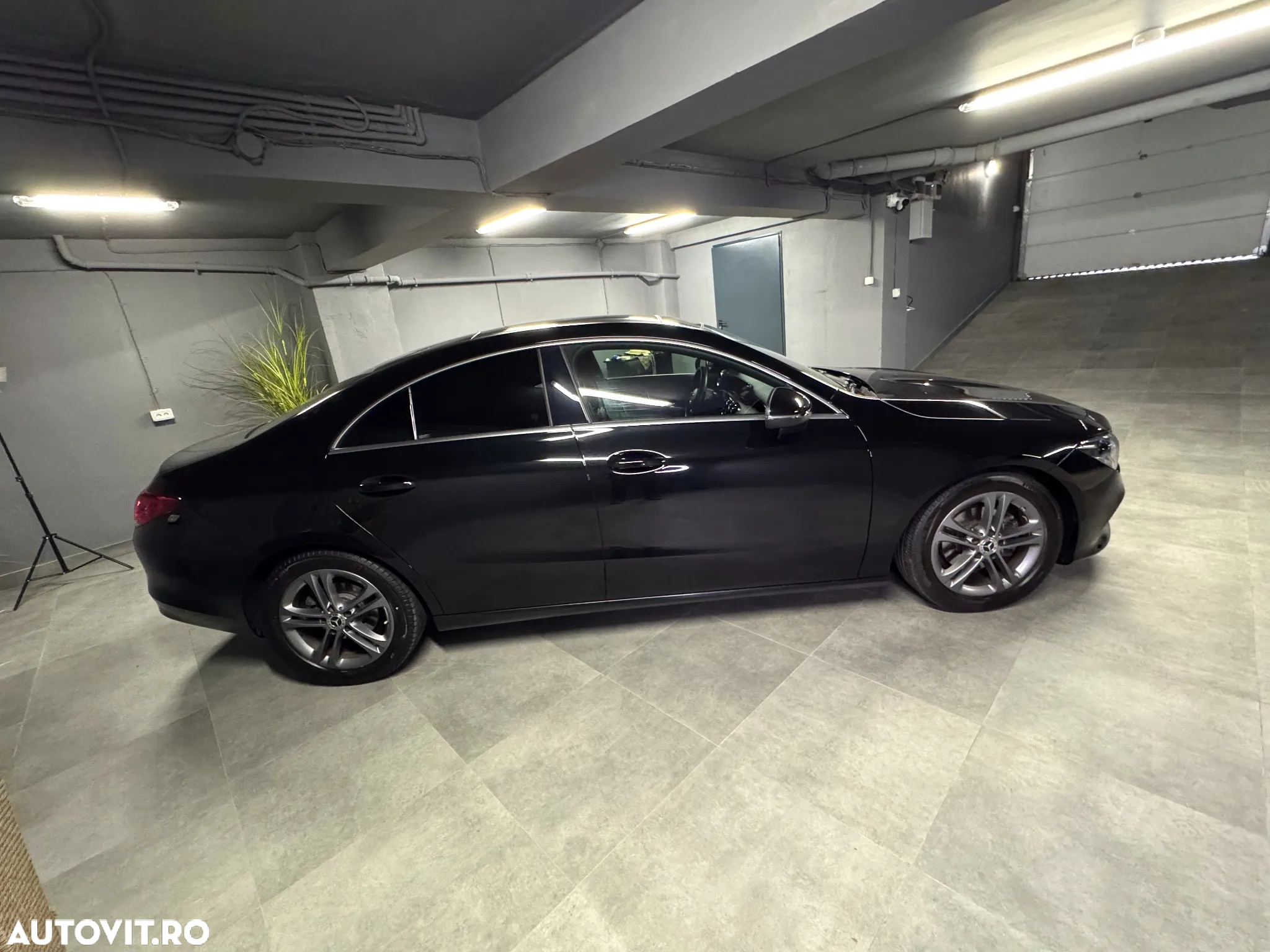 Mercedes-Benz CLA 180 d Coupe - 4