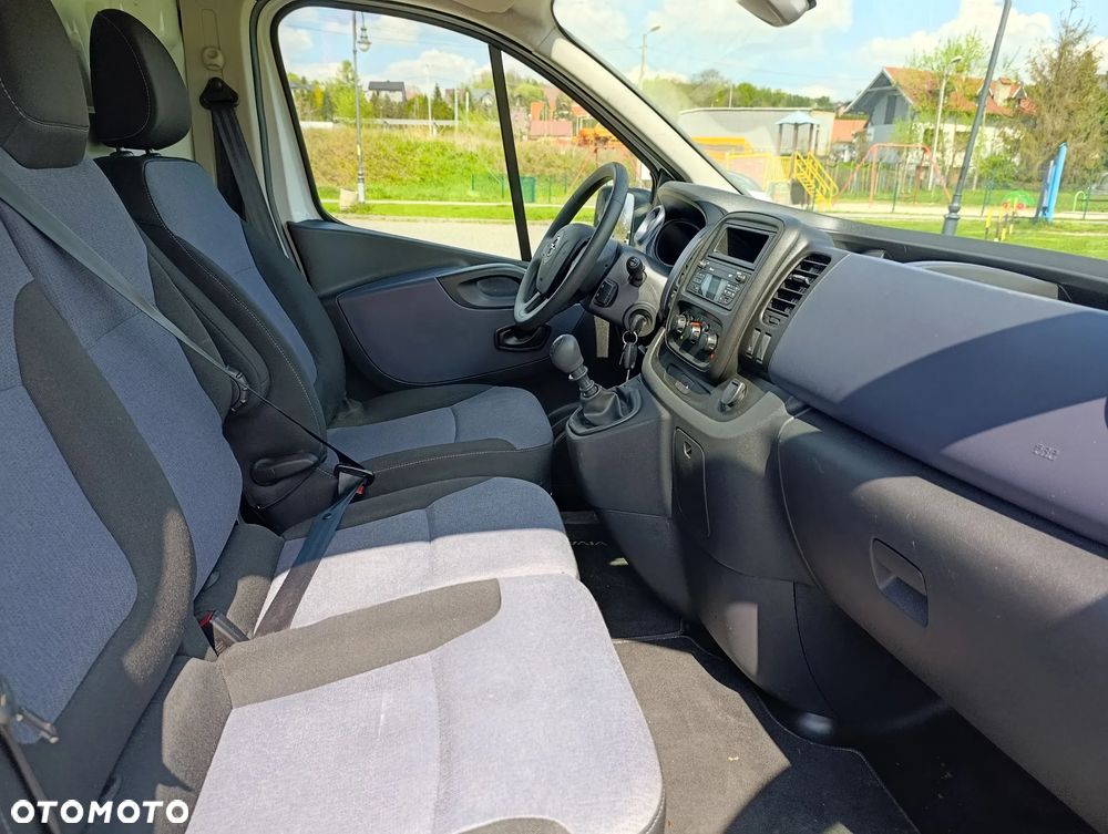 Opel VIVARO - 13