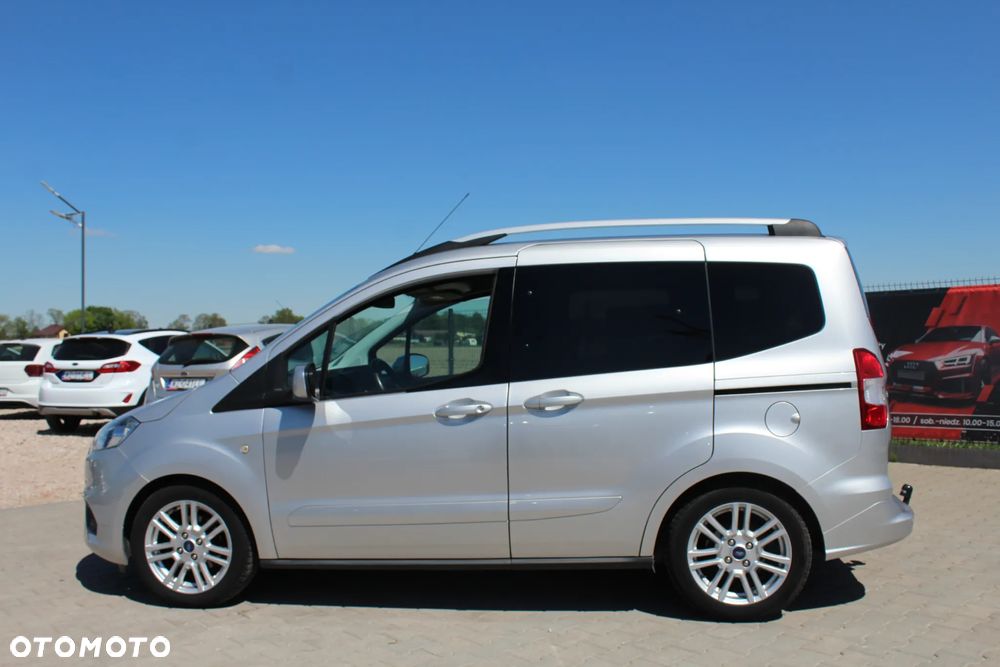 Ford Tourneo Courier 1.0 EcoBoost S&S Titanium - 7