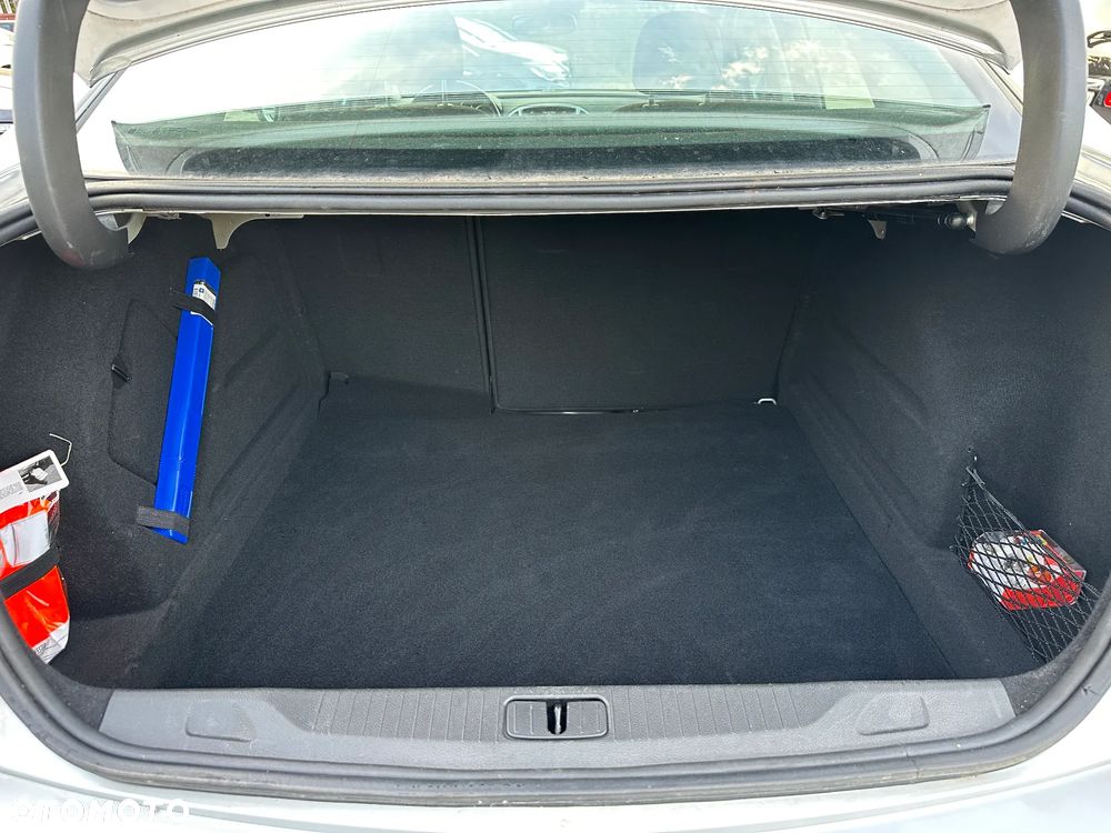 Opel Astra - 25