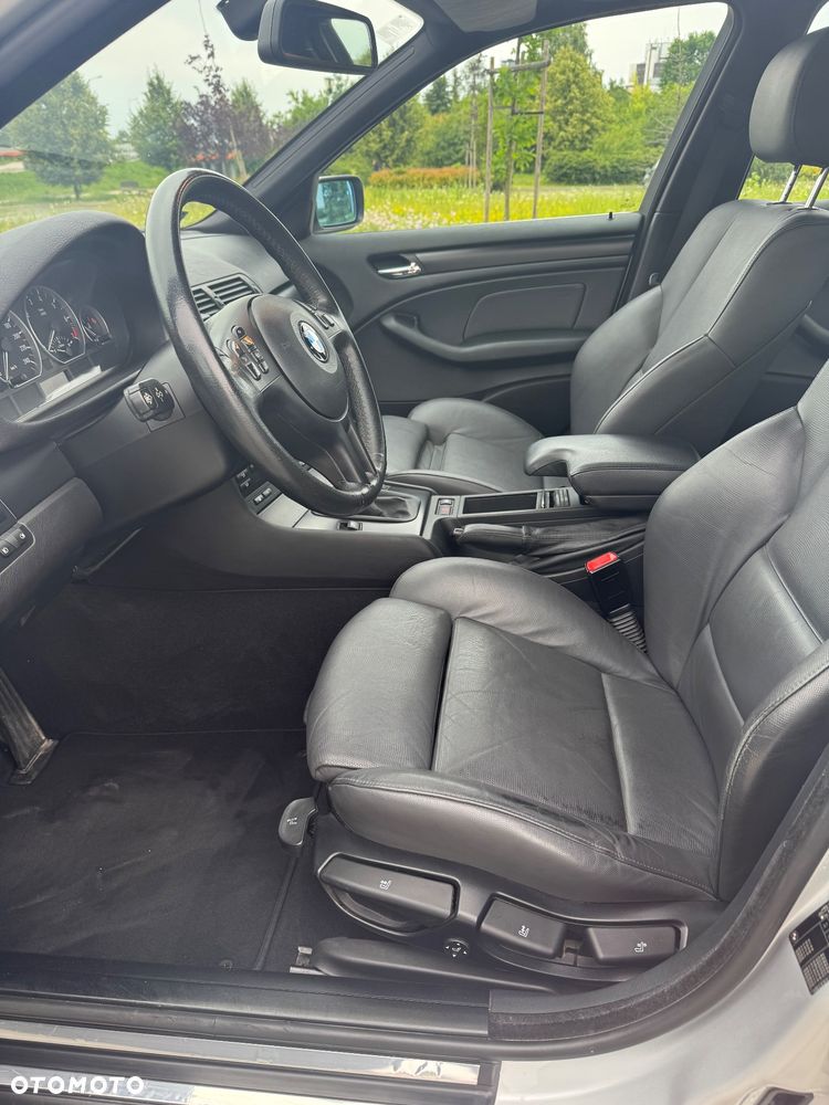BMW Seria 3 320i - 13