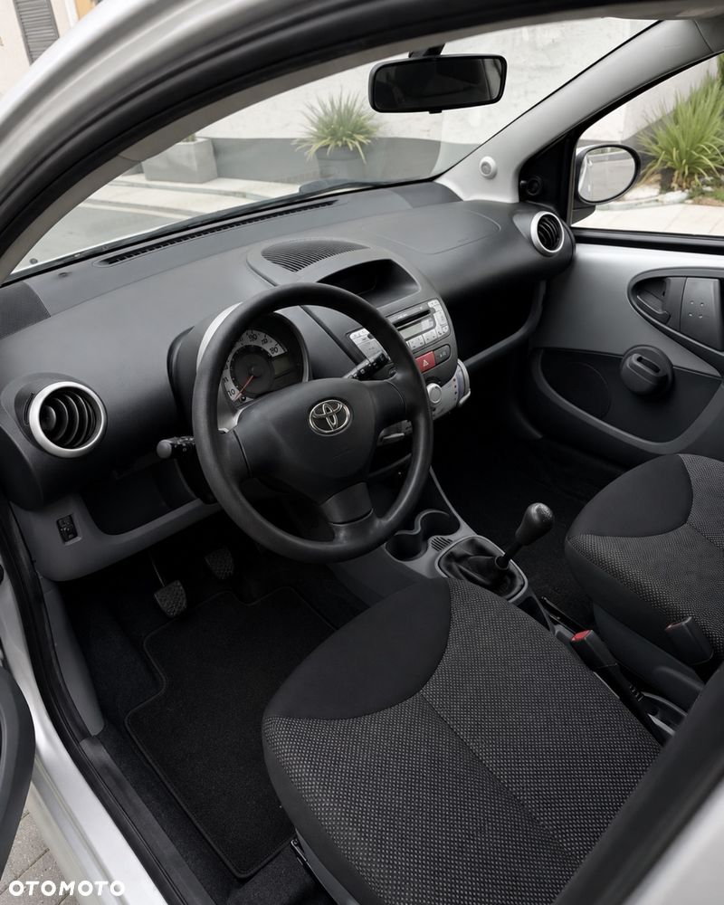 Toyota Aygo 1.0 VVT-i Sprint EU6 - 8