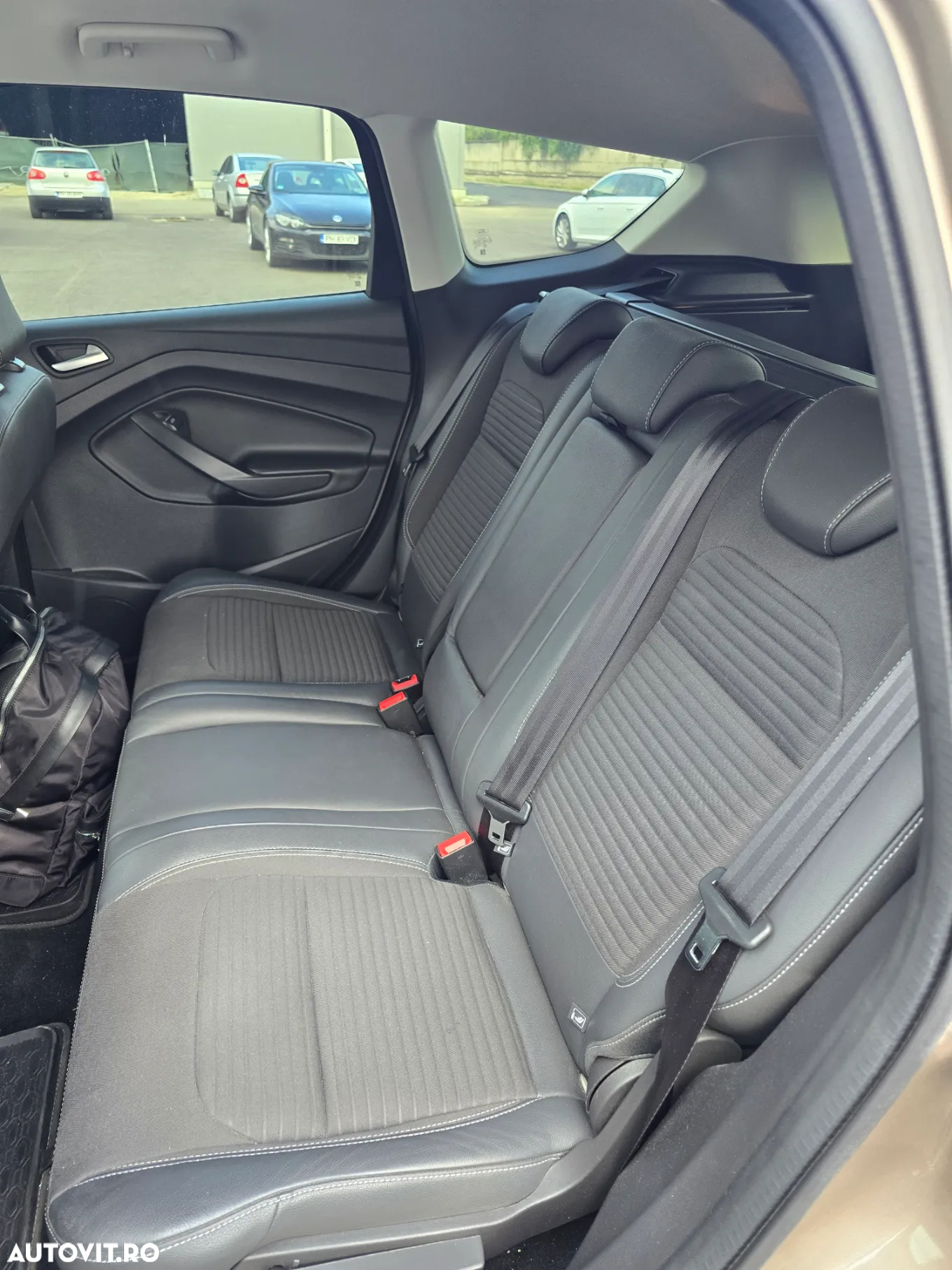 Ford Kuga 2.0 TDCi 4WD Powershift Titanium - 16
