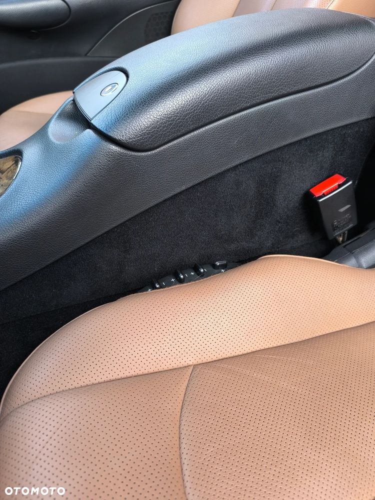 Mercedes-Benz CLK 320 CDI 7G-TRONIC Avantgarde DPF - 13