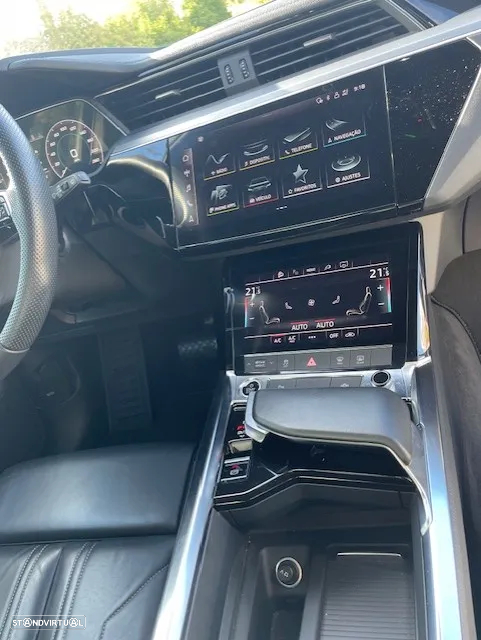 Audi e-tron 55 quattro S line - 13