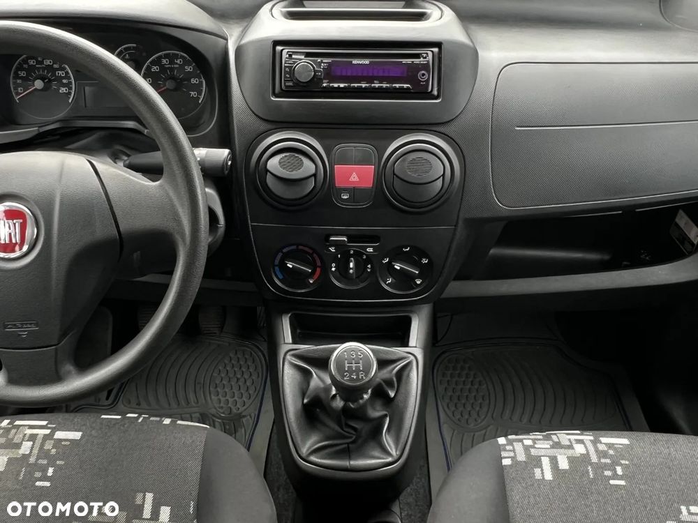 Fiat Fiorino Kombi 8V Elegant - 18