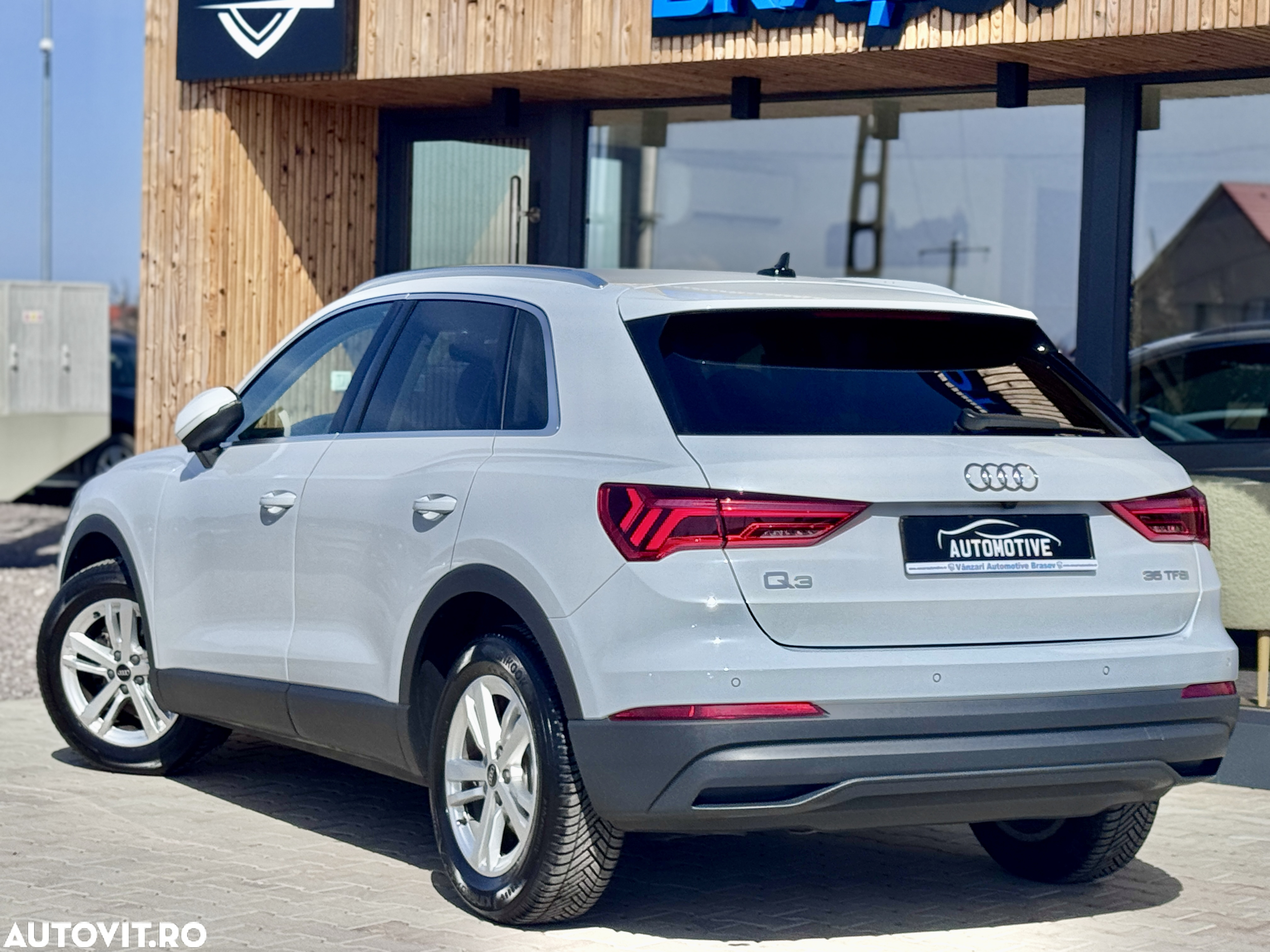 Audi Q3 35 TFSI S tronic - 6