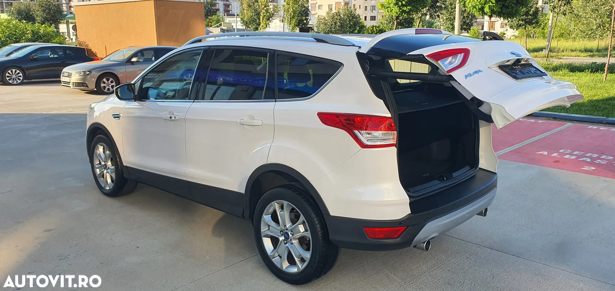 Ford Kuga - 5