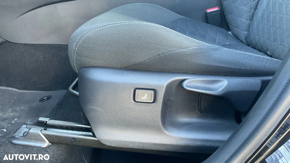 Toyota C-HR 1.8 HSD 4x2 CVT C-ult - 33