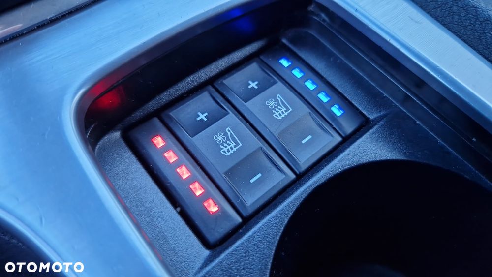 Ford Mondeo 2.0 TDCi Titanium - 28