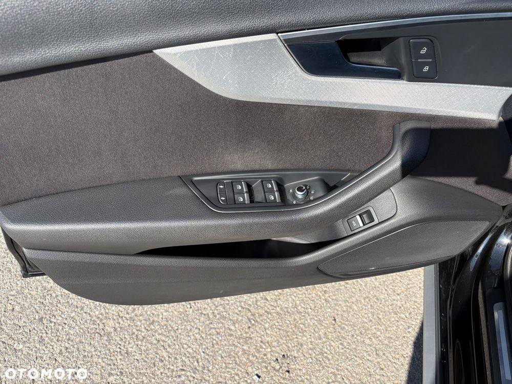 Audi A4 Allroad - 16