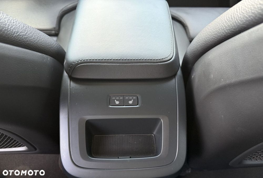 Volvo XC 60 - 22