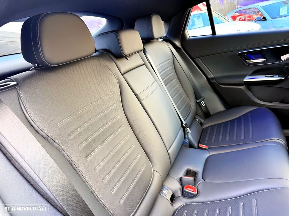 Mercedes-Benz GLC 300 de Coupe 4Matic - 31