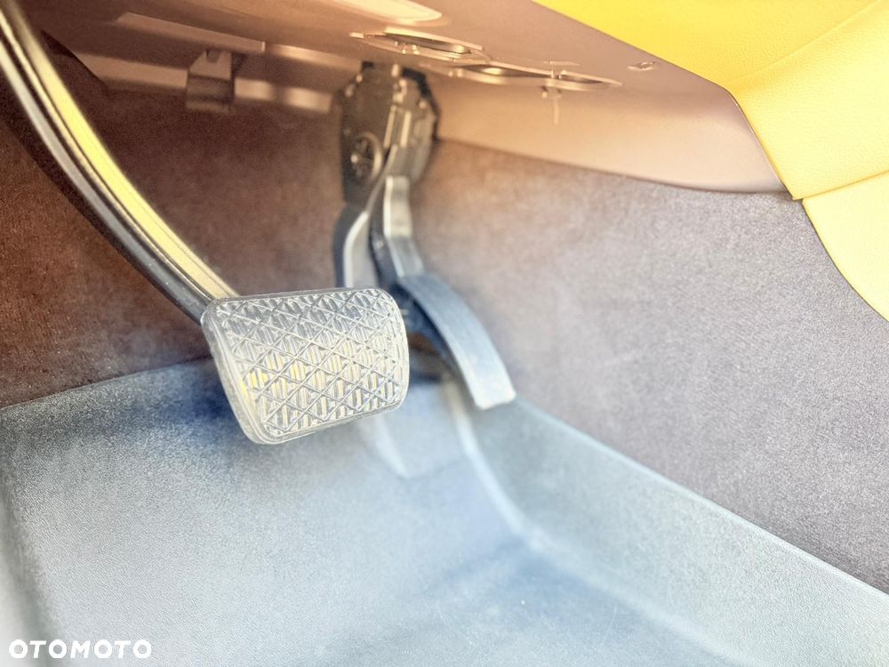 Mercedes-Benz GLE 350 d 4-Matic - 32