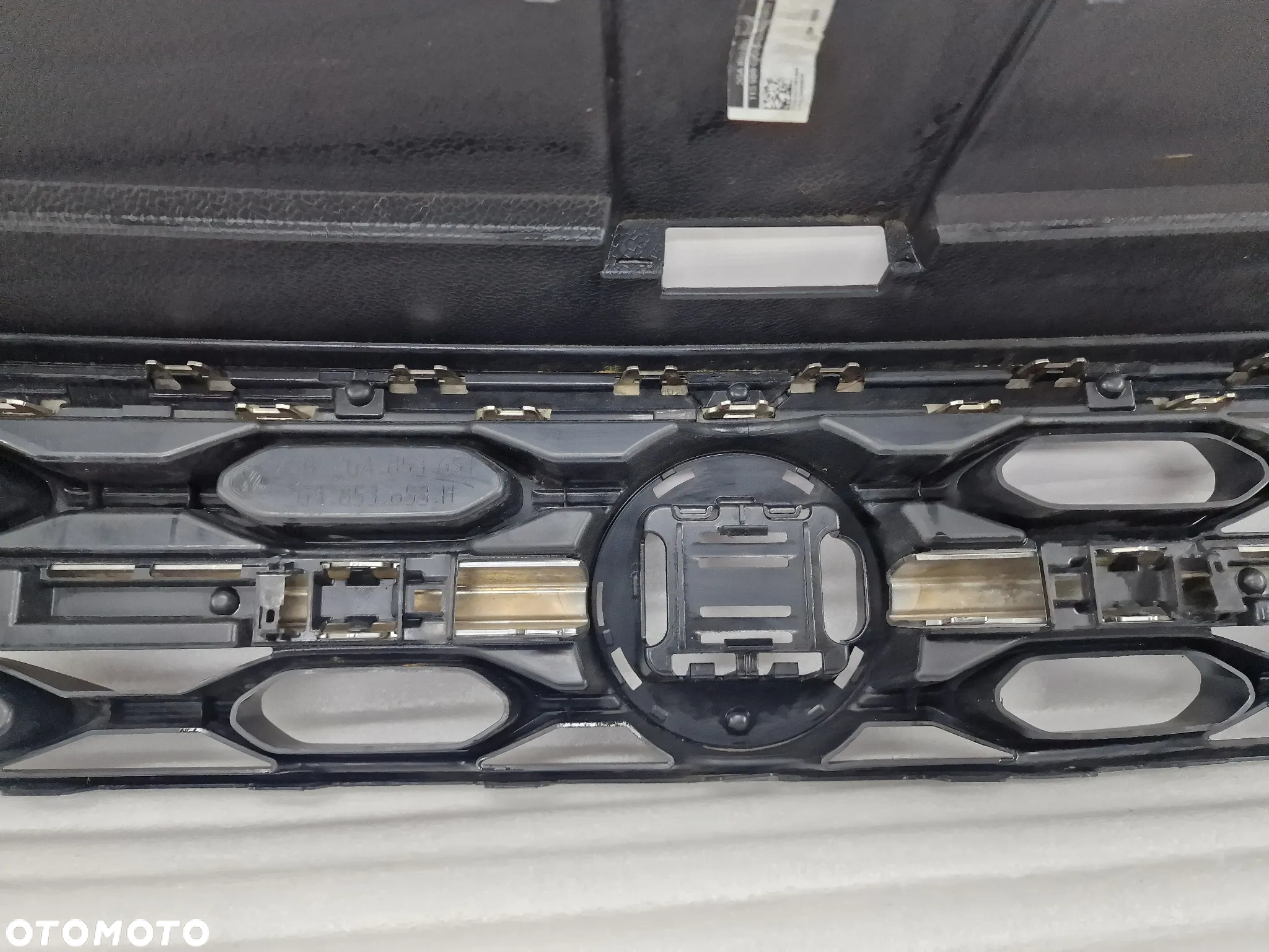 VW T-ROC 2GA LIFT R-LINE 20- ATRAPA / GRILL PRZEDNI PRZÓD , NR 2GA853653H , NR AUKCJI GL71 - 20