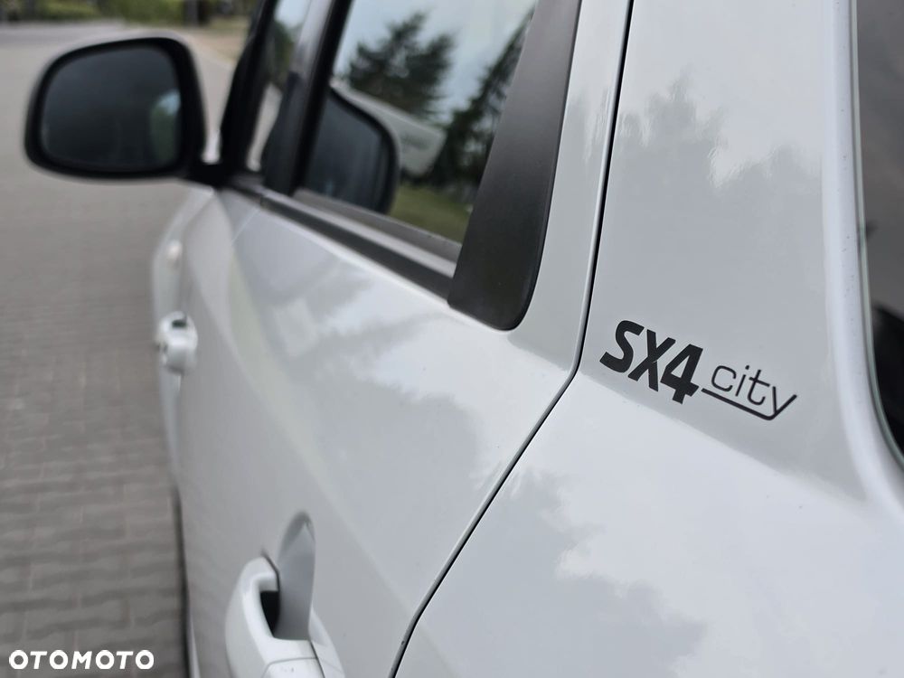 Suzuki SX4 1.6 VVT 4x2 City+ - 11