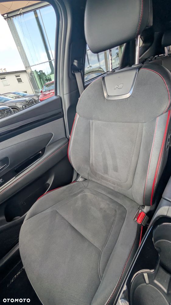 Hyundai Tucson 1.6 T-GDi HEV Platinum N Line 4WD - 19