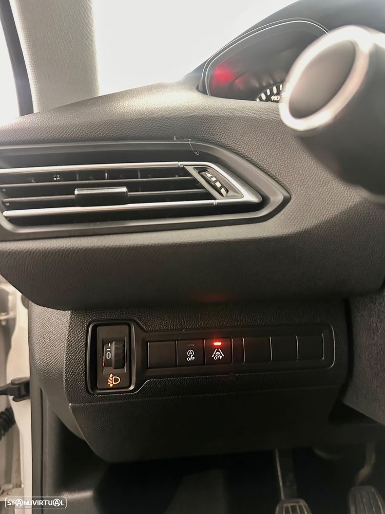 Peugeot 308 1.5 BlueHDi Allure - 17