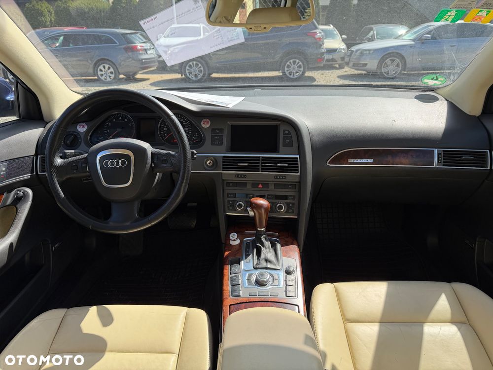 Audi A6 Avant 4.2 quattro tiptronic - 24