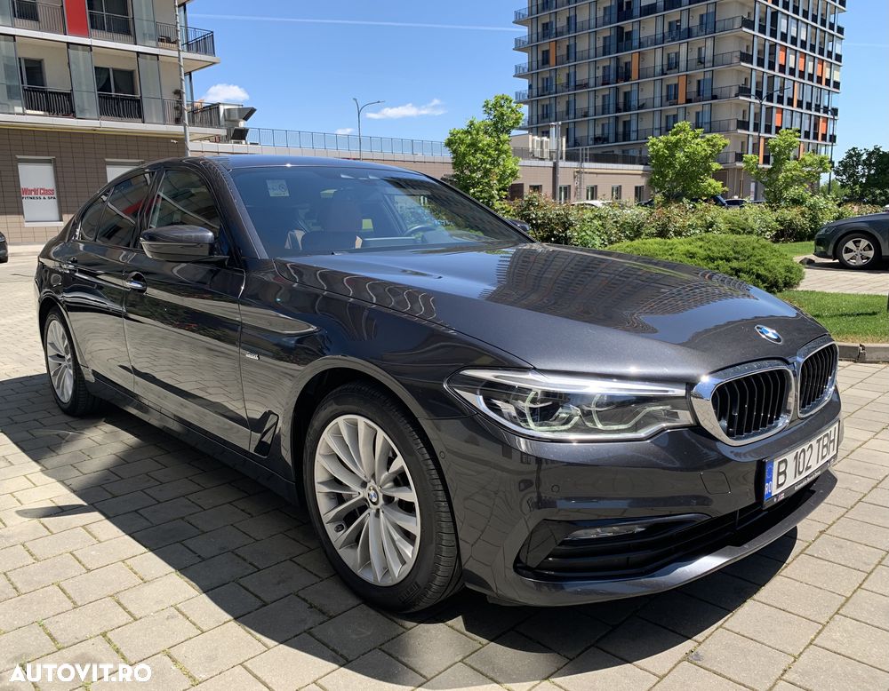 BMW Seria 5 540i xDrive Aut. Sport Line - 7