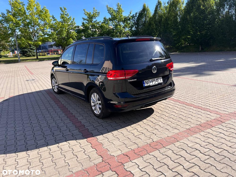 Volkswagen Touran 1.6 TDI BMT Comfortline - 8