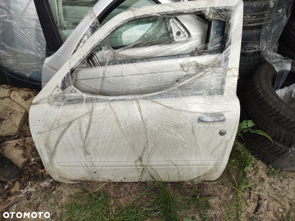 FIAT SEICENTO DRZWI lewe białe - 1