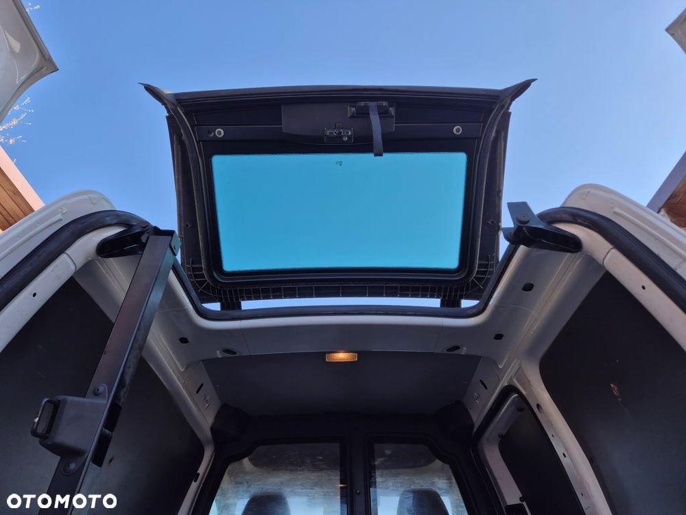 Volkswagen Caddy - 12