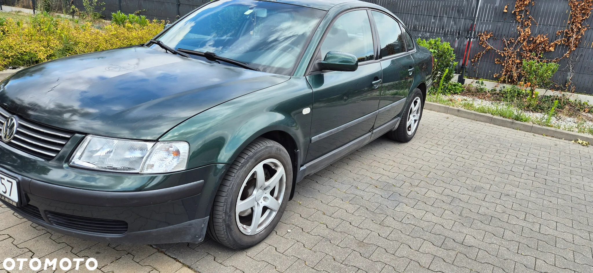 Volkswagen Passat 1.8T - 2