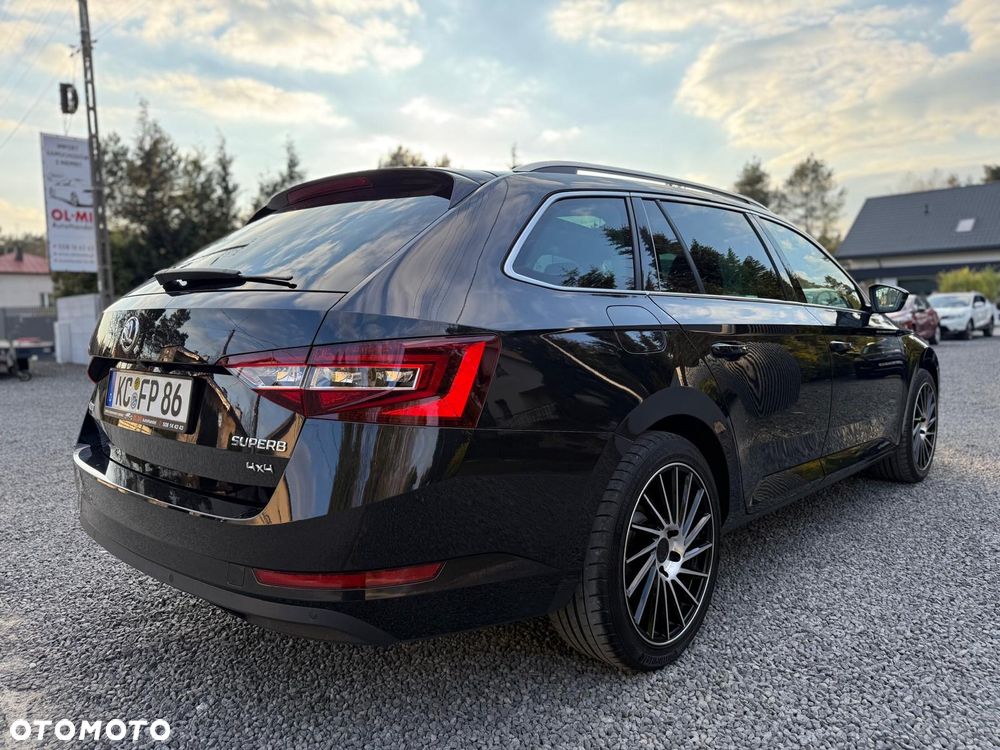 Skoda Superb 2.0 TDI 4x4 DSG Style - 6