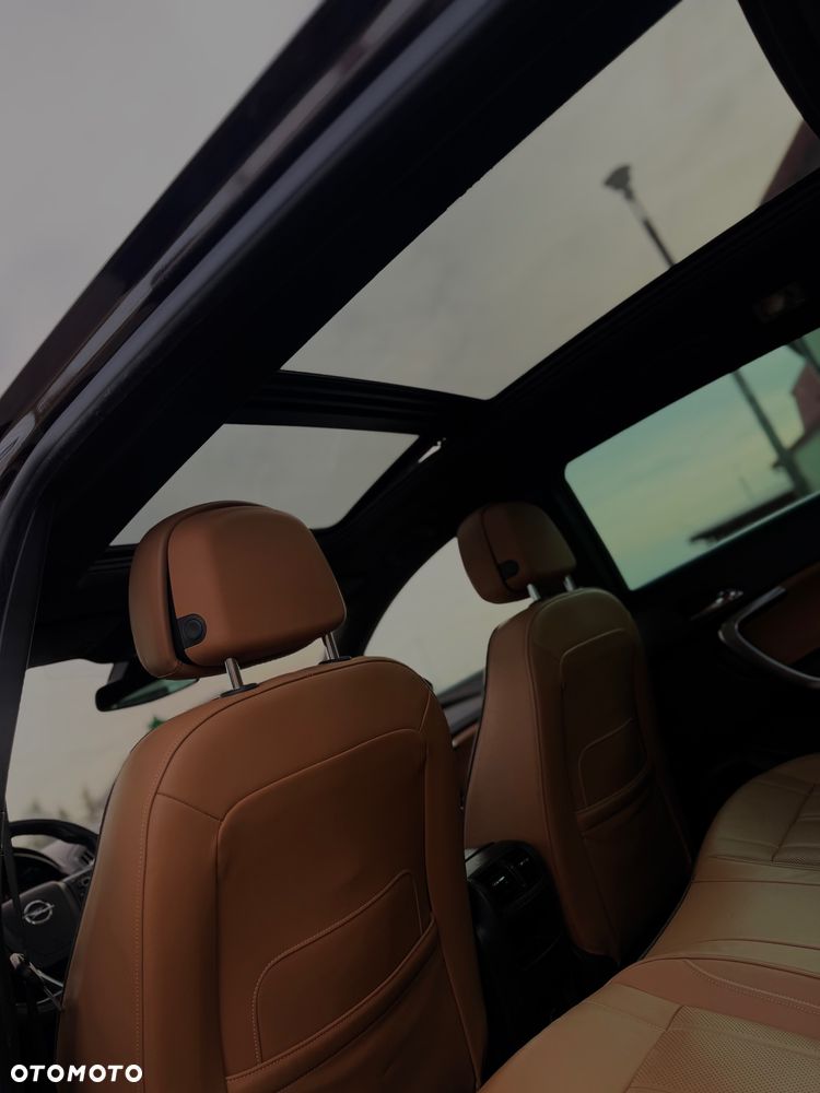 Opel Insignia 2.0 CDTI 4x4 Automatik 150 Jahre - 16