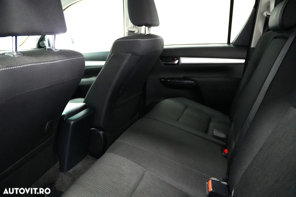 Toyota Hilux - 9